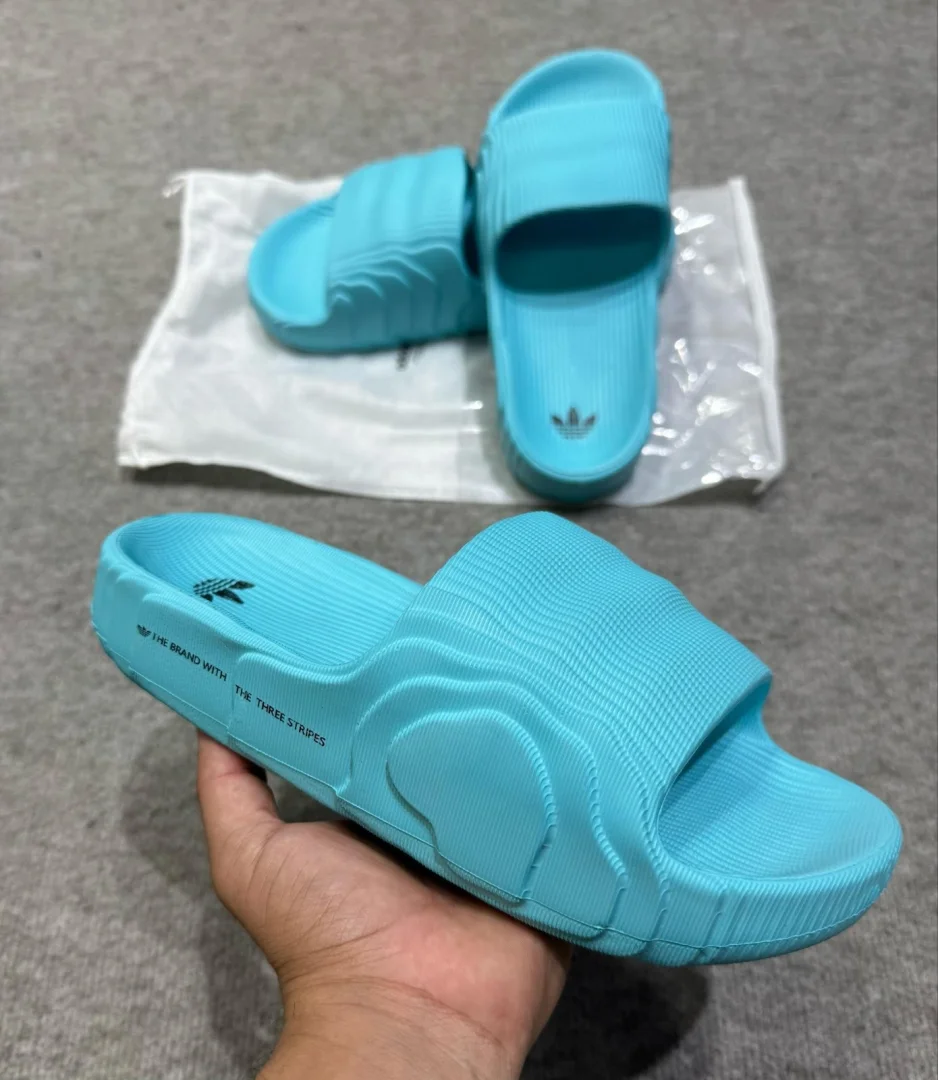 OJOTAS ADIDAS ADILETTE