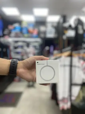 MAGSAFE APPLE