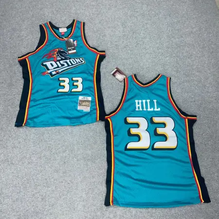 PISTONS HILL 33