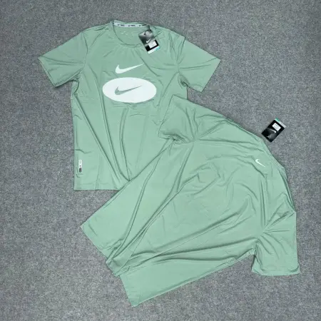 REMERA DRY FIT NIKE DOBLE LOGO
