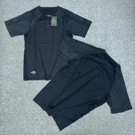 REMERA DRY FIT JORDAN