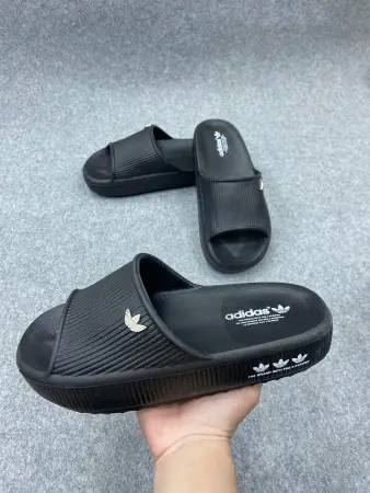 OJOTAS ADIDAS
